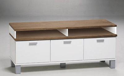 Fondi 10+11 tv-taso ylätasolla