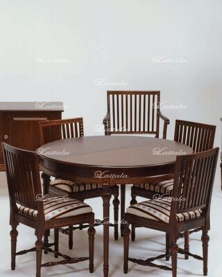 Kustavilainen ruokapöytä. 110x110+40