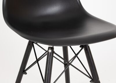 Easyliving tuoli musta / musta jalka