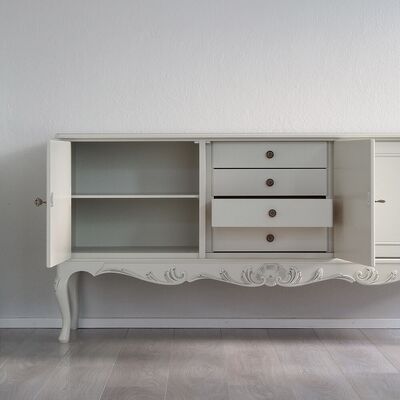 Talonpoikaisrokokoo astiakaappi 232