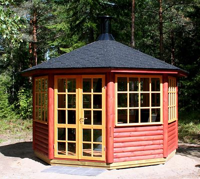 Satulinna huvimaja 8-kulmainen
