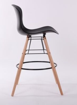 Ringsted baarituoli musta