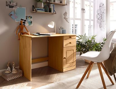 Mio kirjoituspöytä