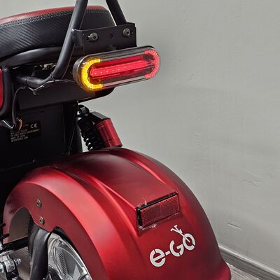 Ego Evo2 sähköskootteri punainen 1000w, 26Ah