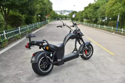 Ego Cobra sähköskootteri 2000W 20Ah