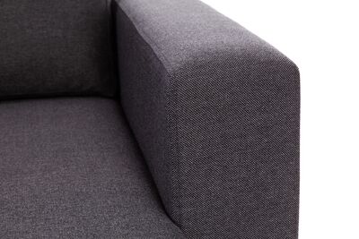 Marja kulmadivaani vuoteella