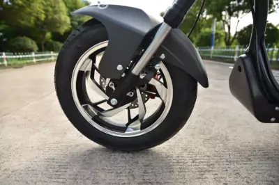 Ego Cobra sähköskootteri 2000W 20Ah