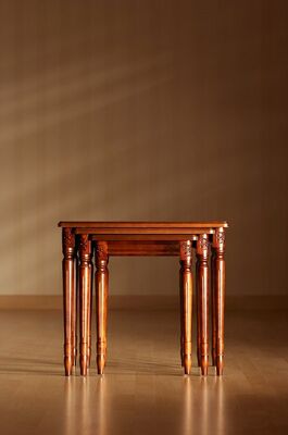 Hepplewhite sarjapöytä