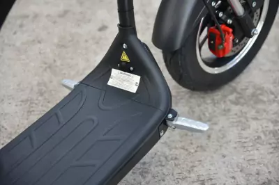 Ego Cobra sähköskootteri 2000W 20Ah