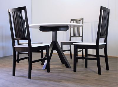 Nietos ruokapöytä pyöreä + Moona tuolit 4kpl musta/valkoinen