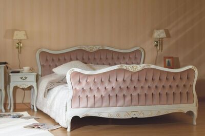 Talonpoikaisrokokoo sänky 262 verhoiltu 160x200cm