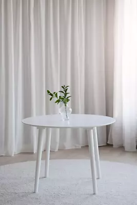 Lotta pyöreä ruokapöytä 106cm valkoinen 110646