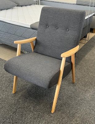 Madam nojatuoli inari 96 tummanharmaa / luonnonvärikoivu