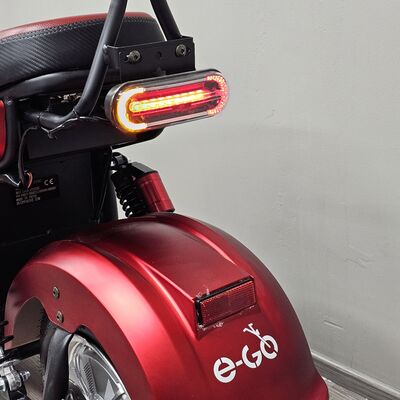Ego Evo2 sähköskootteri punainen 1000w, 26Ah