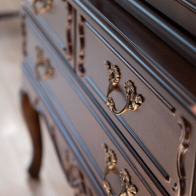 Talonpoikaisrokokoo hopeakaappi 230