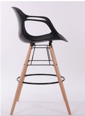 Ringsted A baarituoli musta