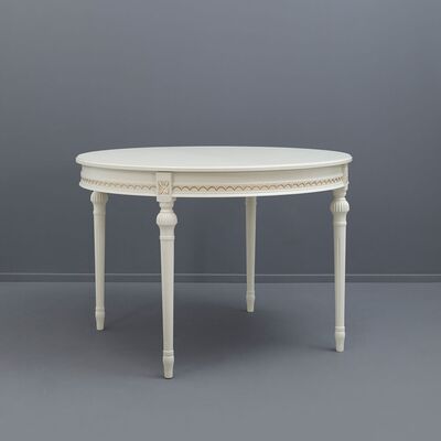 Kustavilainen ruokapöytä. 110x110+40